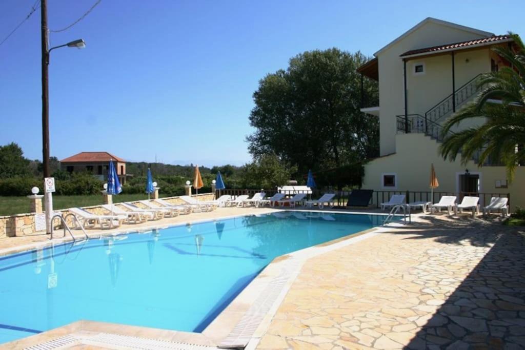 Villa Fondas Roda Exterior photo